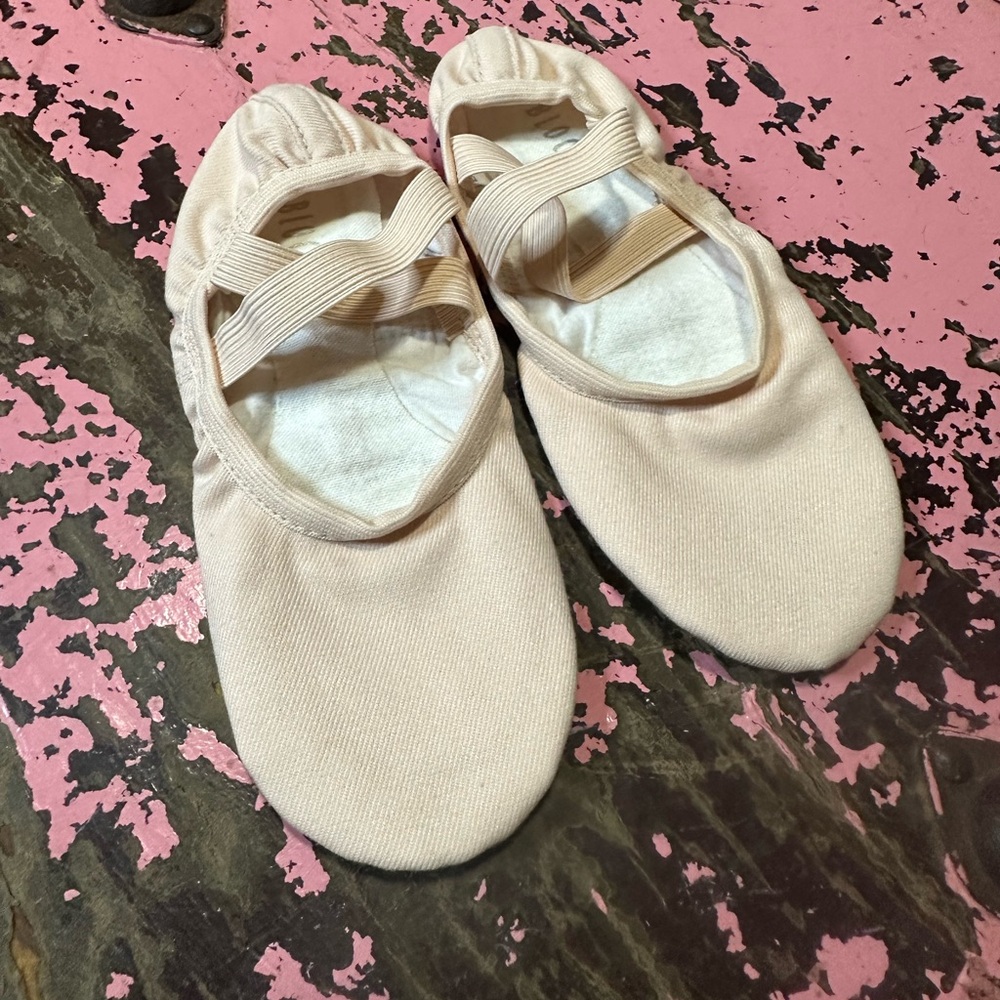 BLOCH canvas ballet slippers sz 1B - Picture 2 of 6
